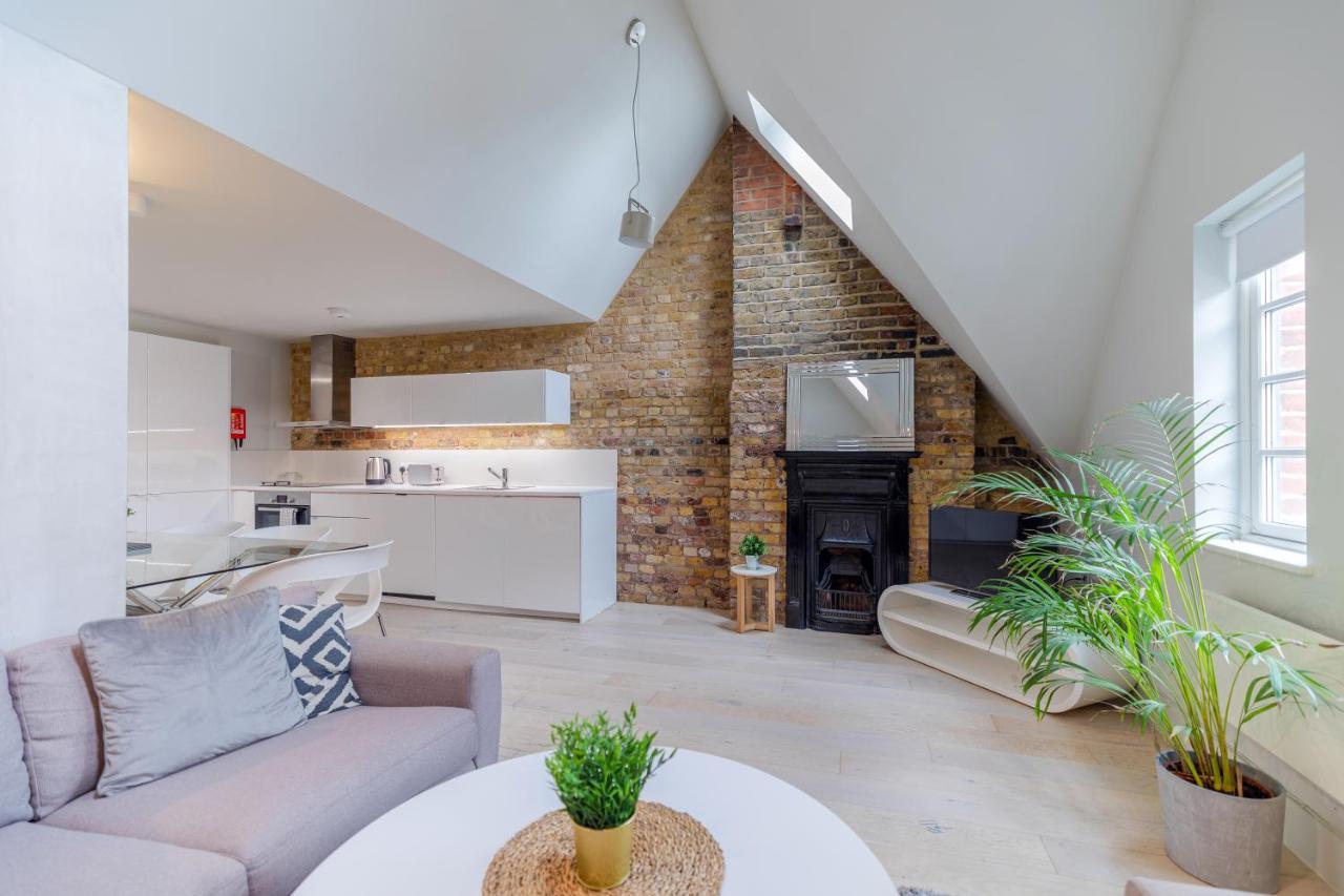Superior Apartment