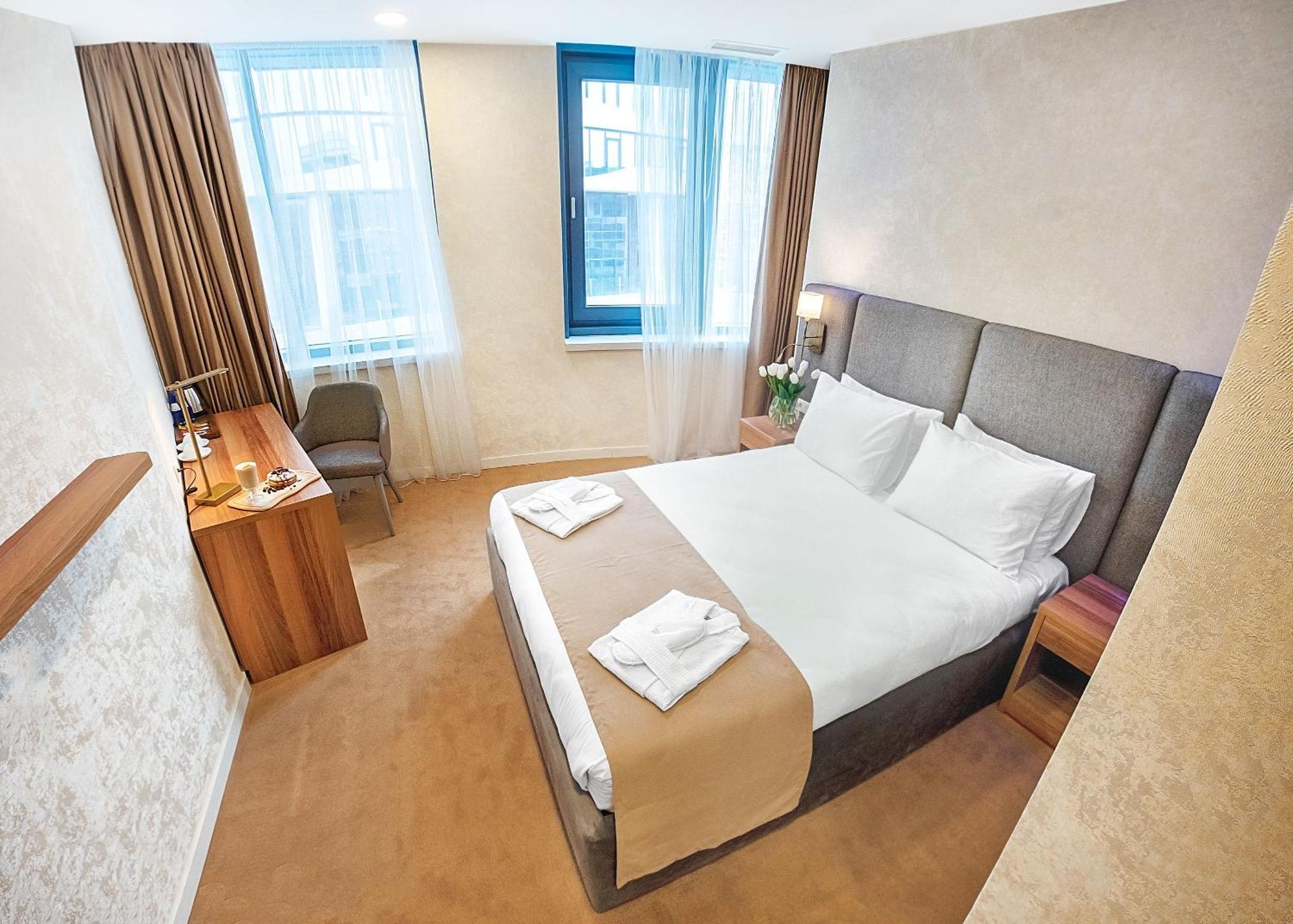Standard King Room