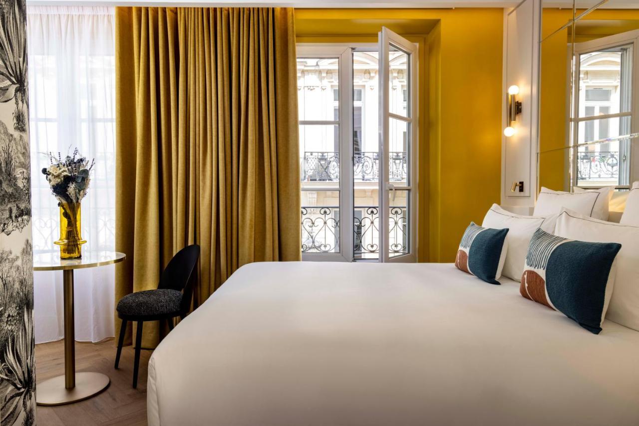 Double Room Exotique
