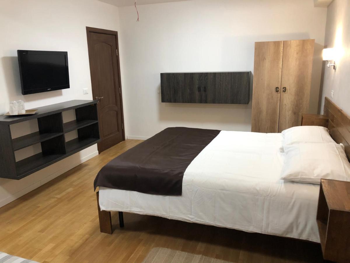 Luxury Triple Room