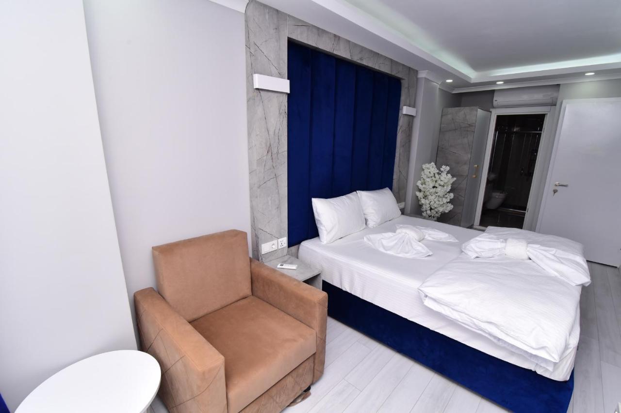 Deluxe Double or Twin Room Garden View