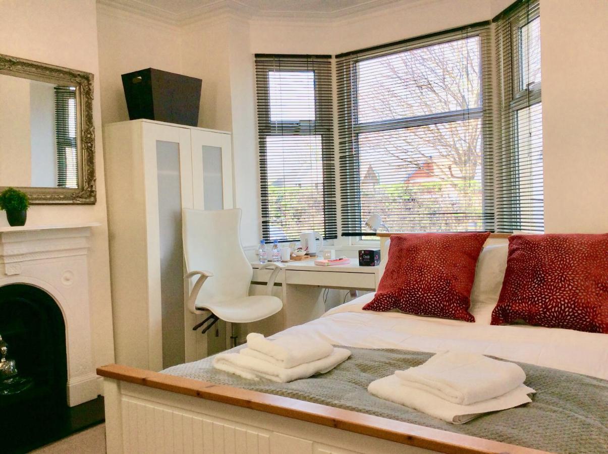Deluxe Double Room with Bay Window & Street View,1148290159:JPEG