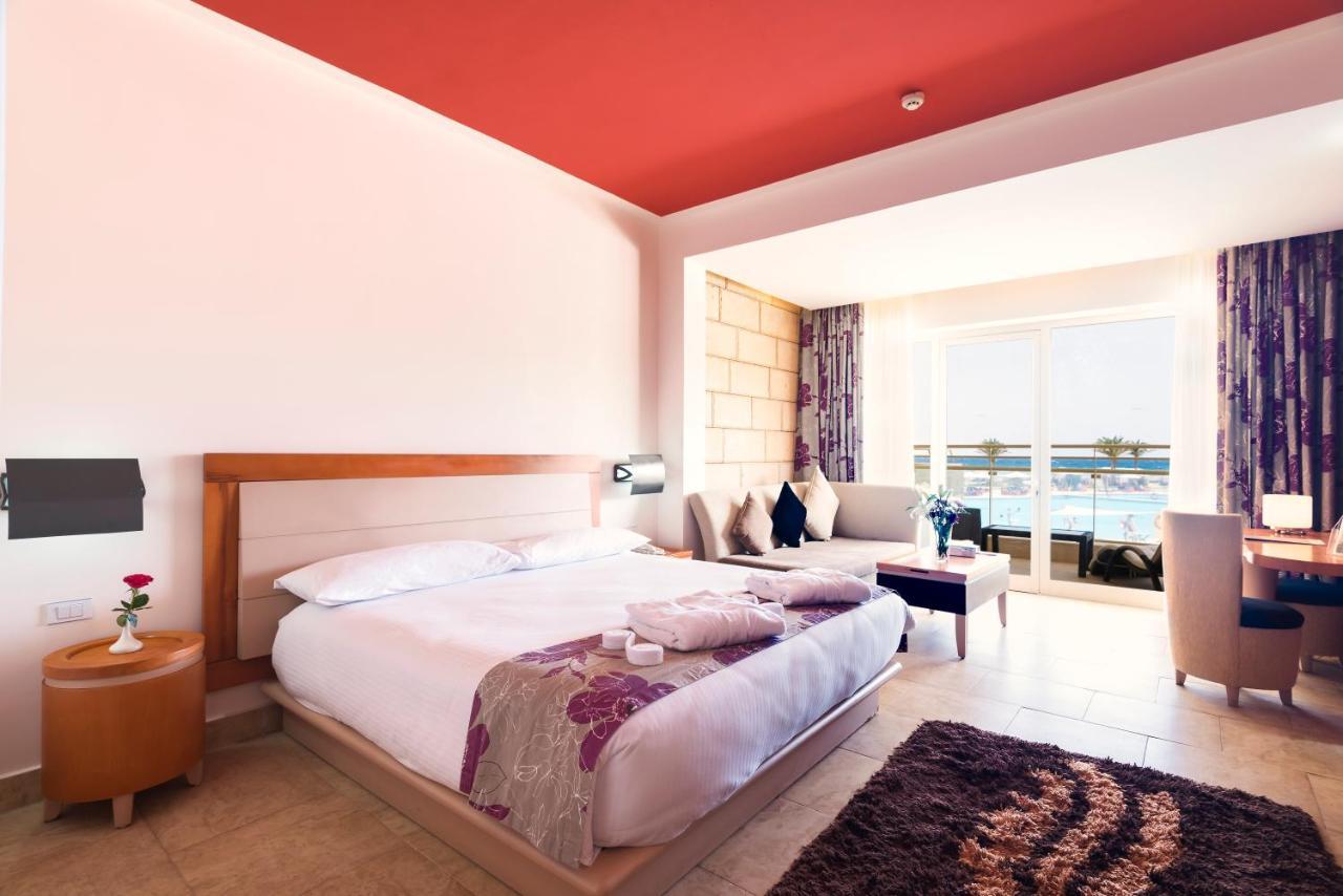 Superior Sea Front Room