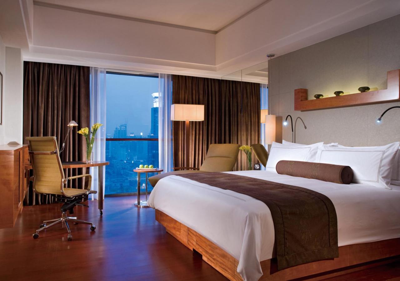 Swiss Executive Zimmer mit Kingsize-Bett