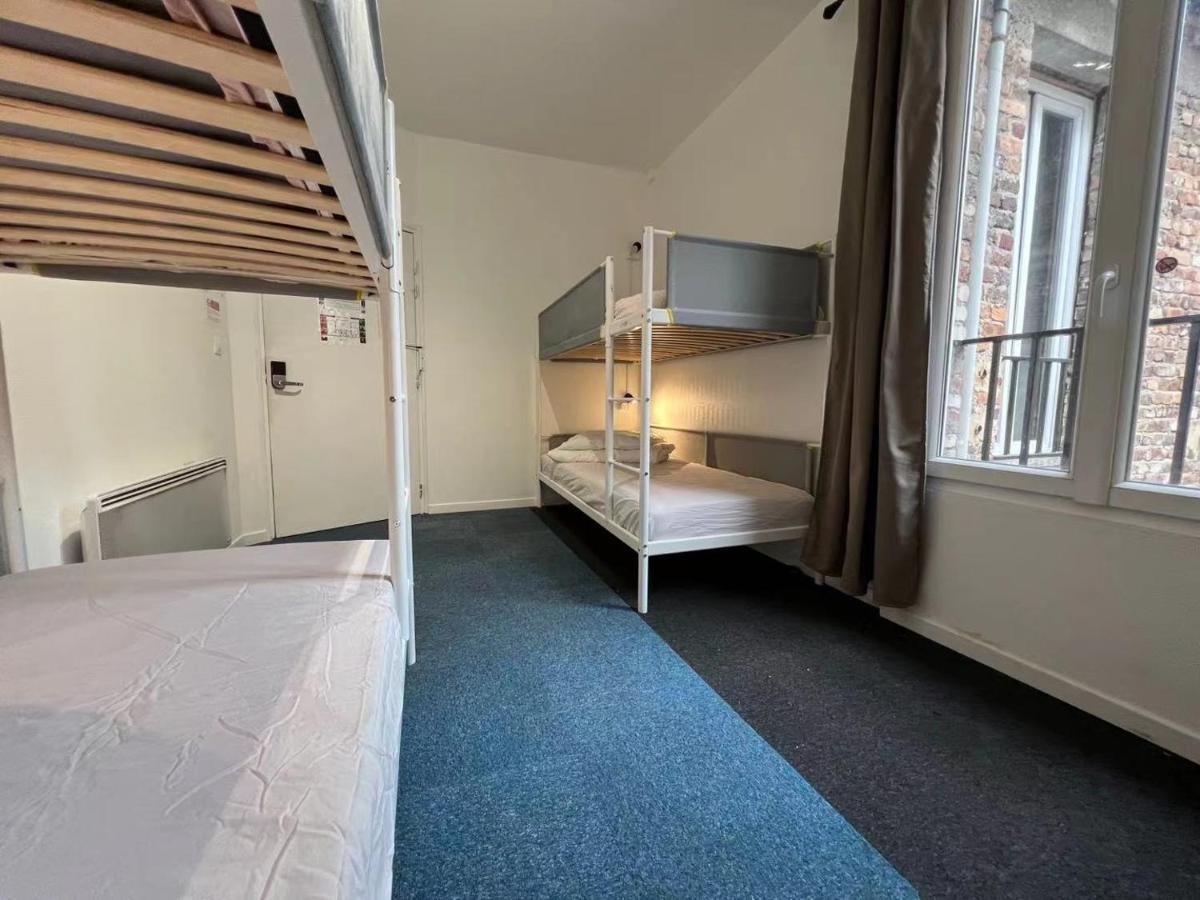 Bed 4-Bed Female Dormitory Room