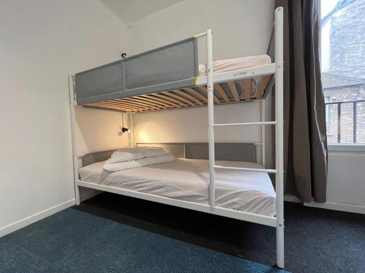 Bed 4-Bed Female Dormitory Room