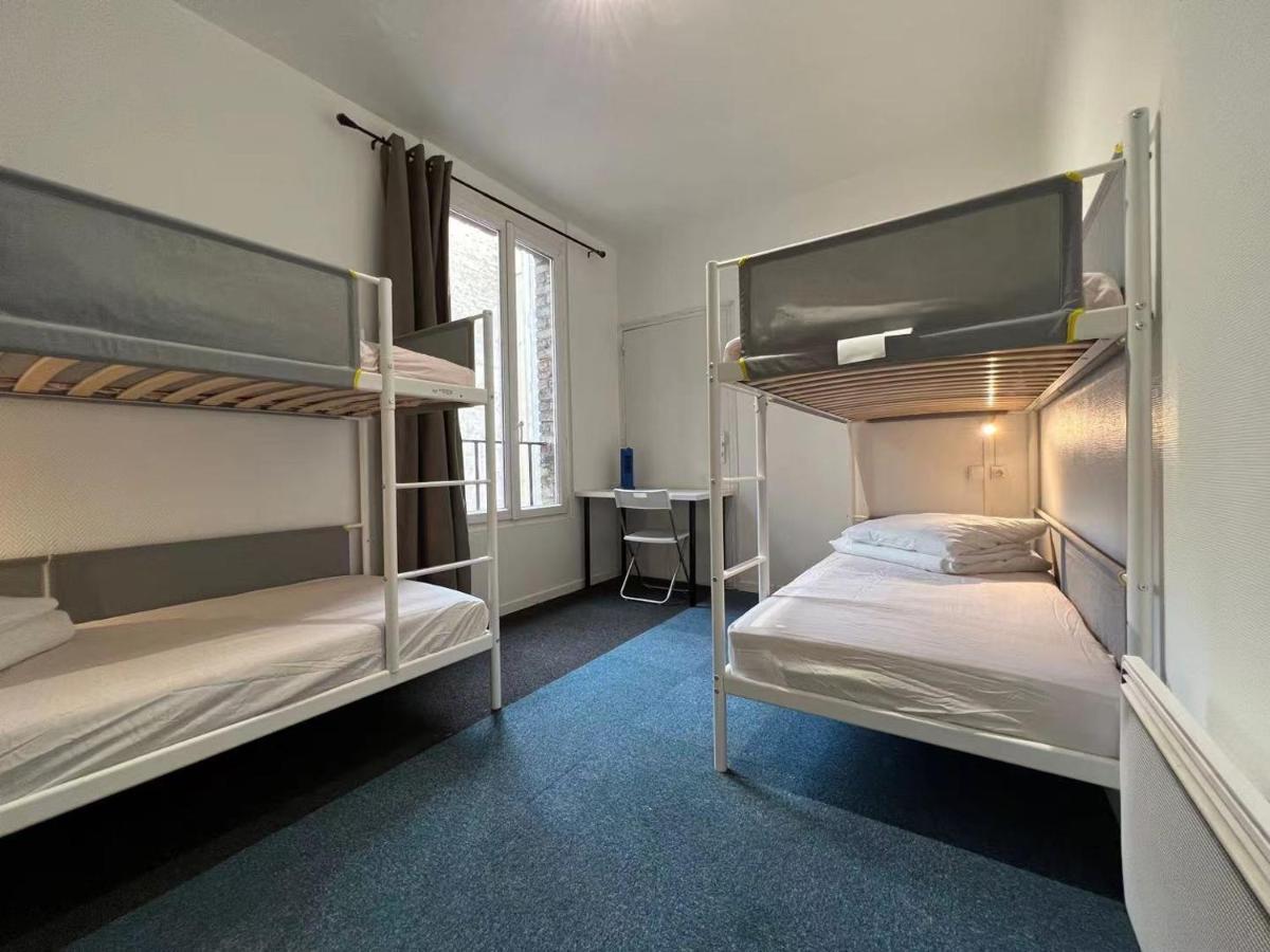 Bed 4-Bed Female Dormitory Room