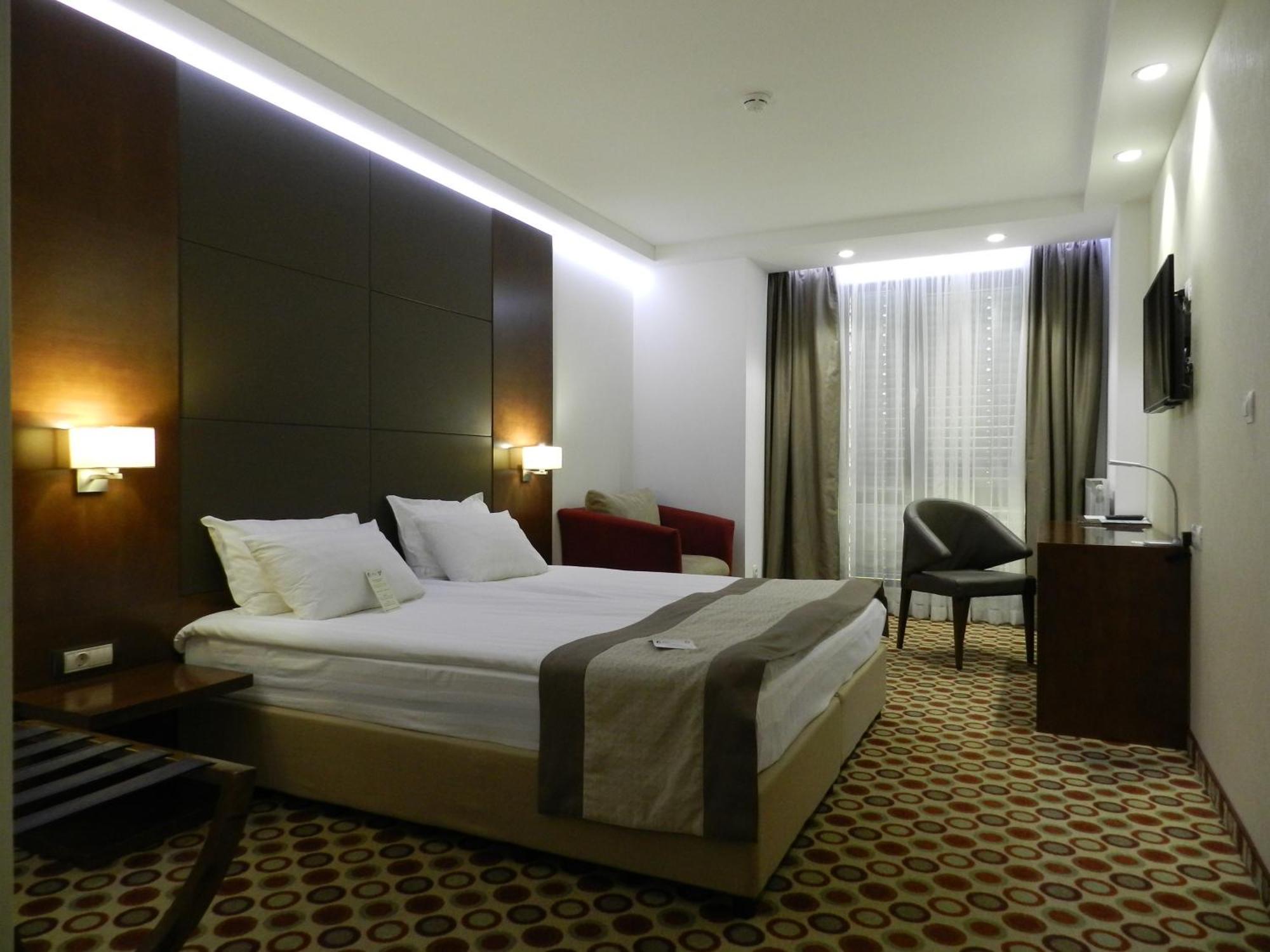 Deluxe Room Sofa Bed