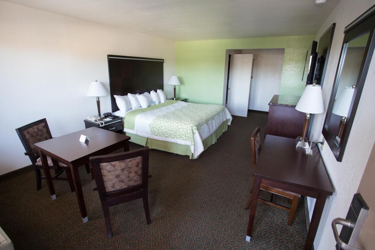 King Room Non-Smoking