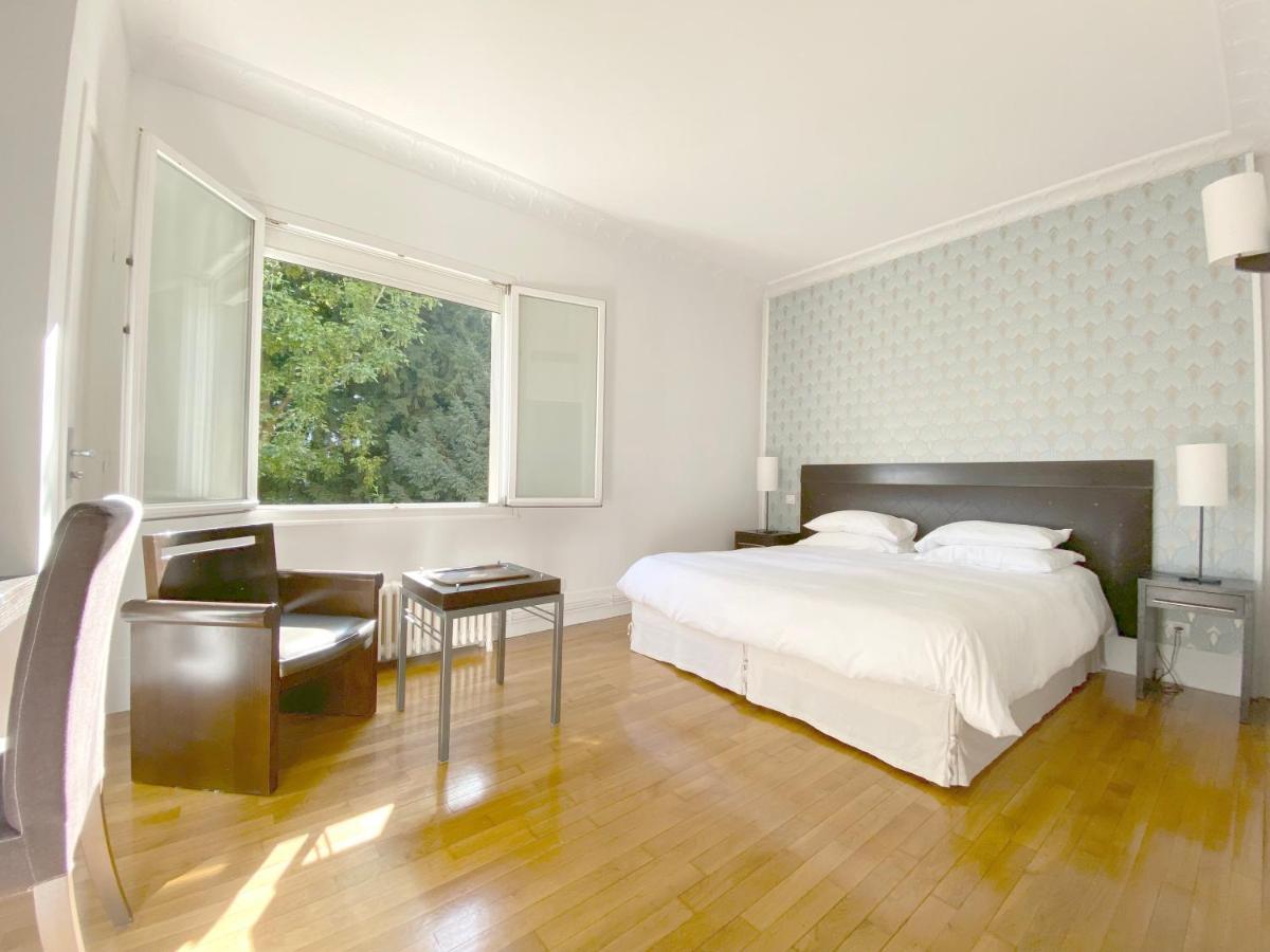 King Room Spa Bath