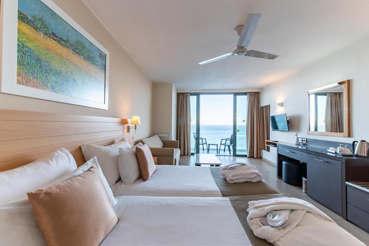 Family Room Sea View