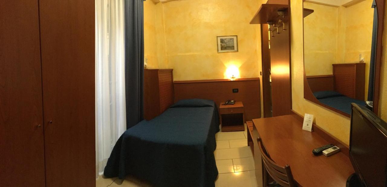 Chambre Simple Standard avec Salle de Bains Commune