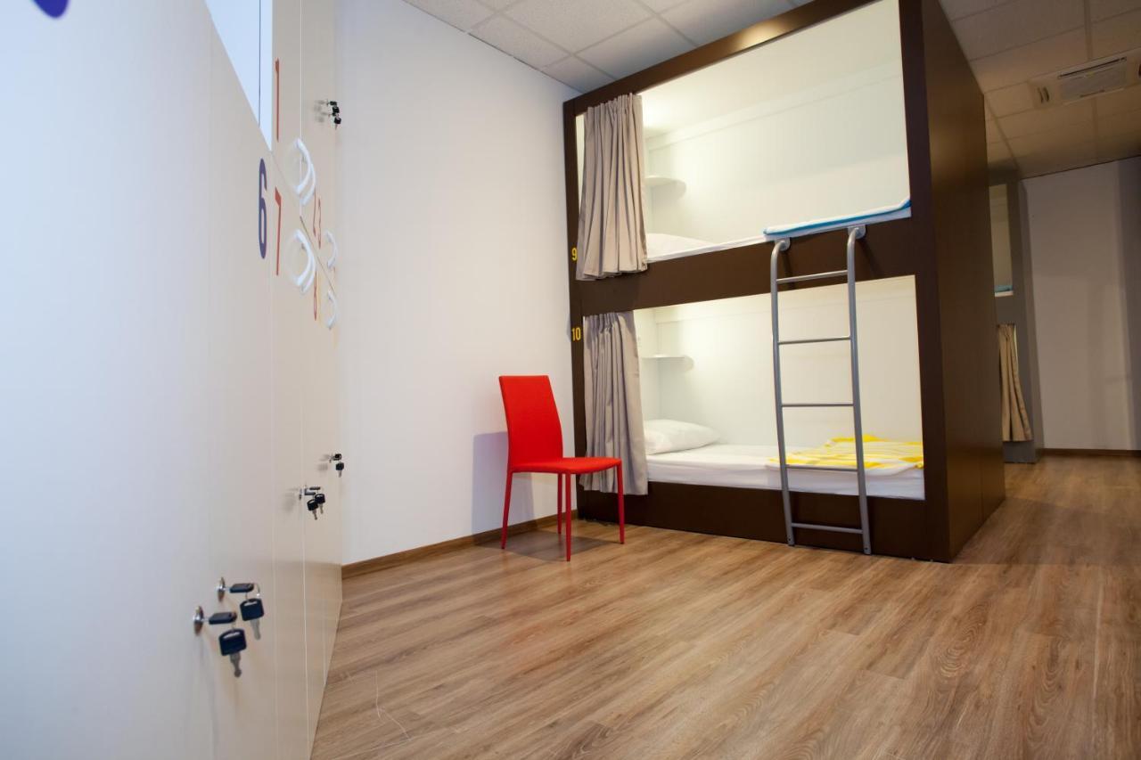 18-bed female dorm