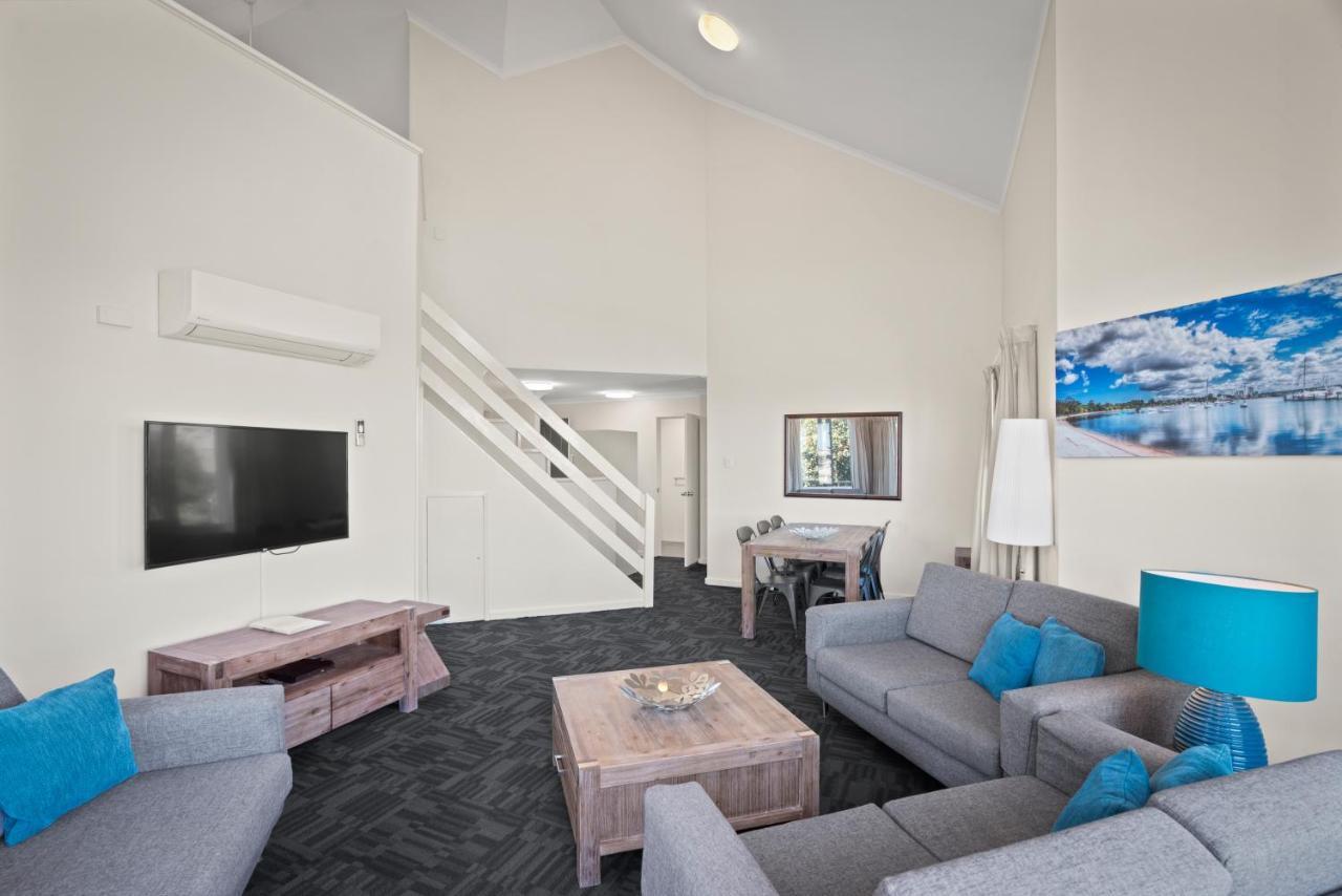 Two-Bedroom Loft Apartment,1219975792:JPEG