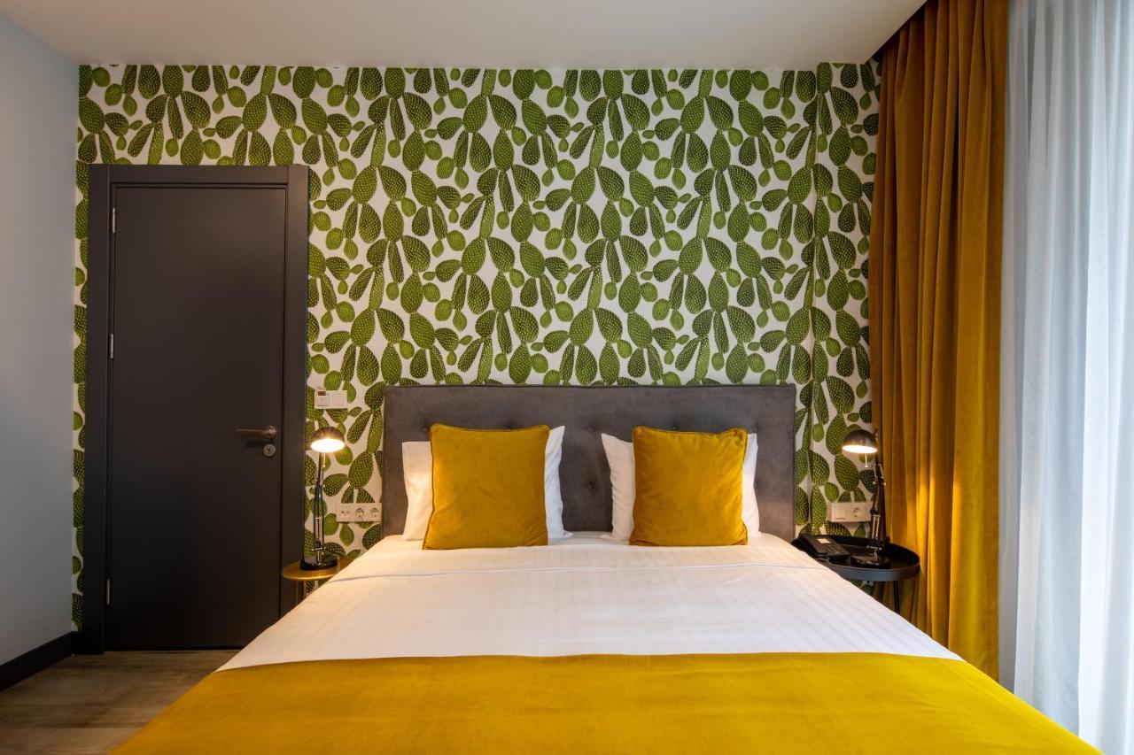 Triple Room City View