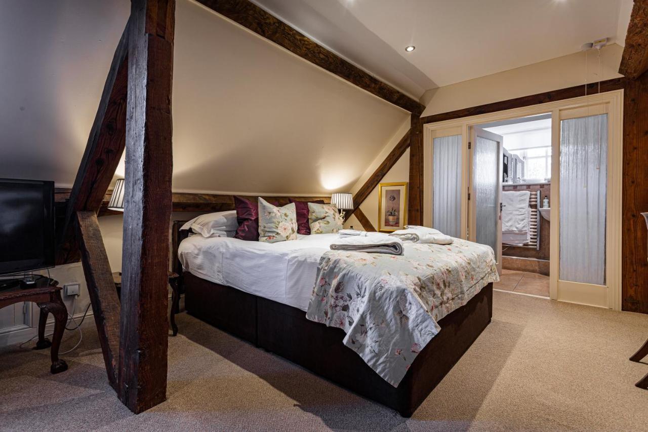 Deluxe Double Room Bath