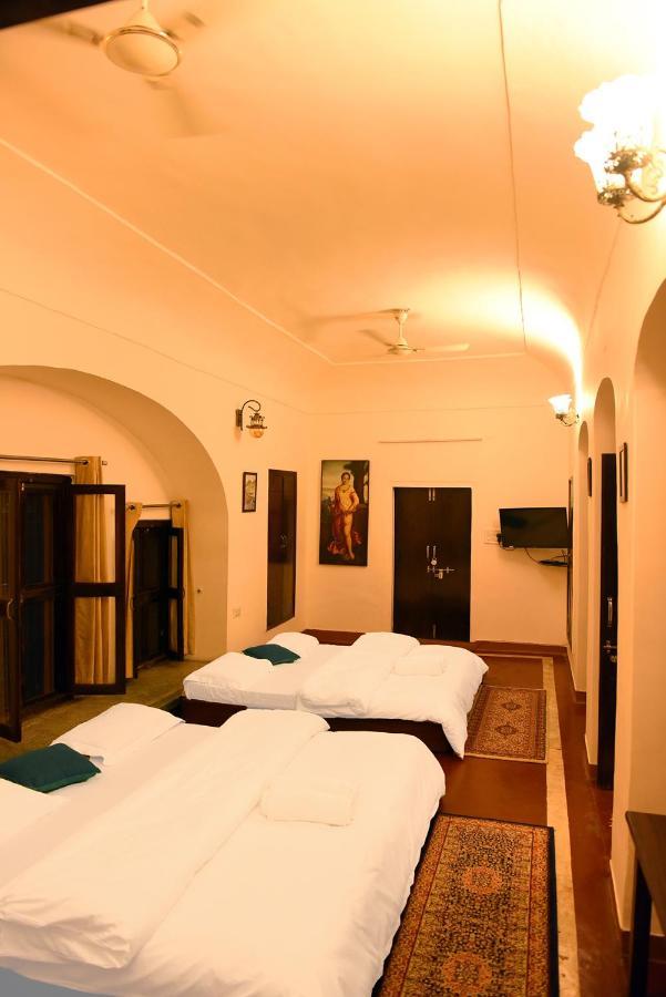 Classic Quadruple Room