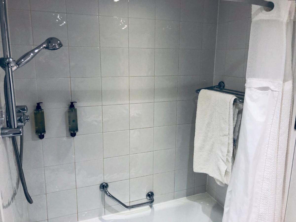 Chambre Standard avec 2 Lits Simples
