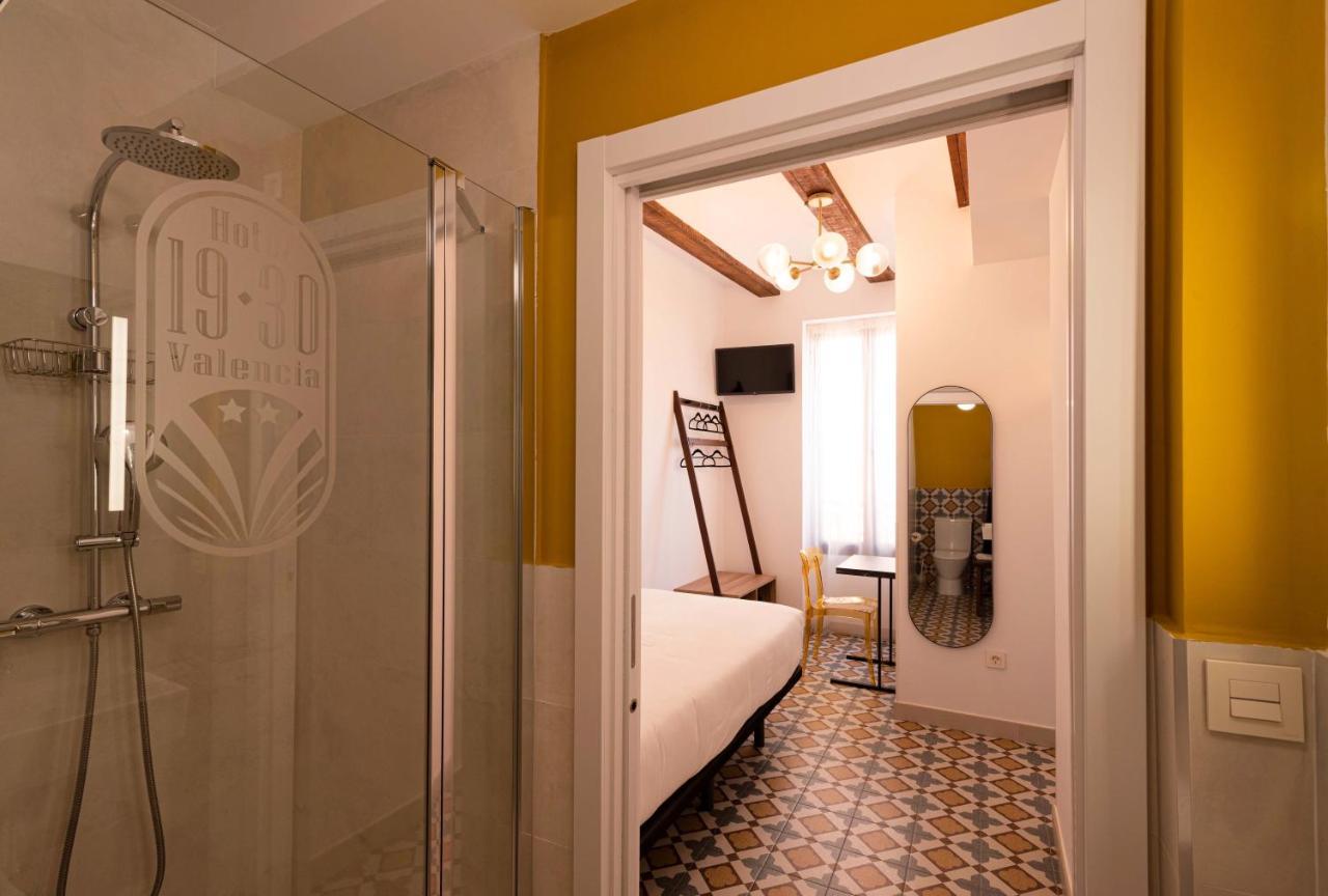 Single Room Private Bathroom