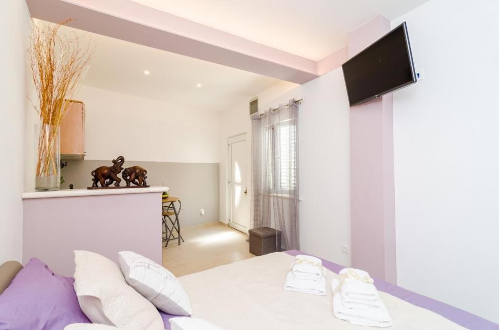 Studio Jacuzzi Private Terrace