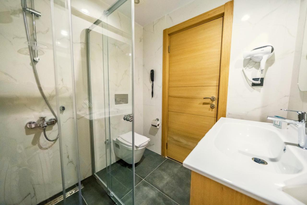 Double Room Mountain View