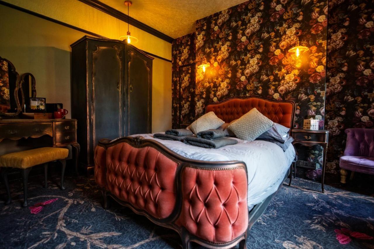 Double or Twin Room Ensuite