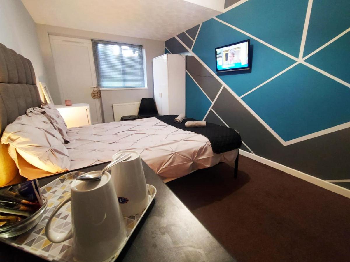 Double Room Private Bathroom