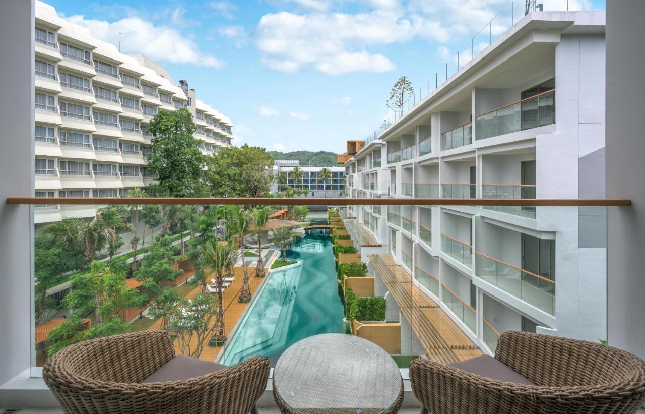 Premier Balcony