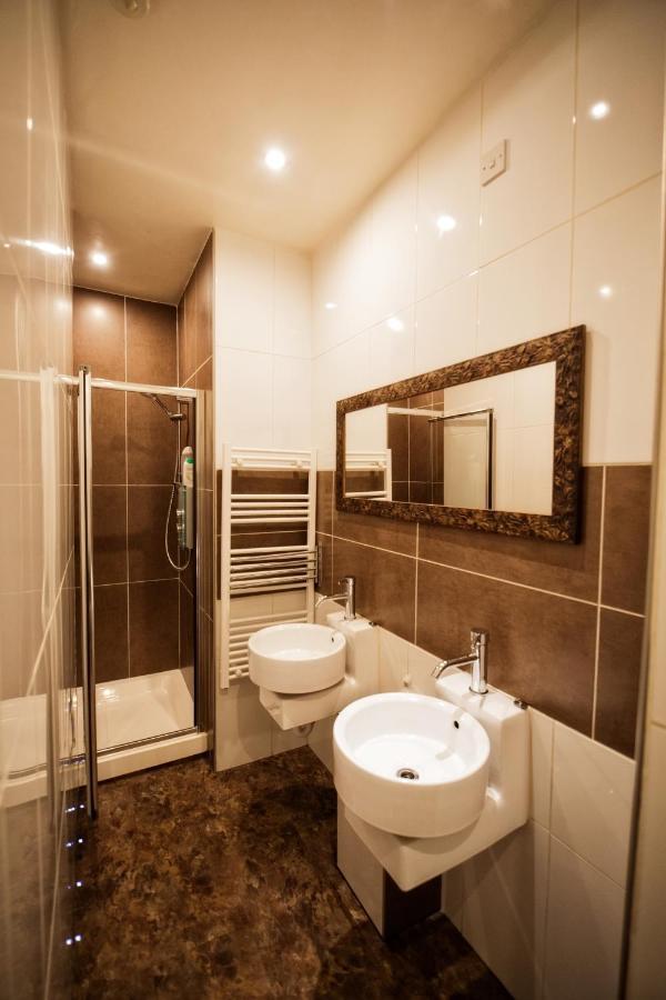 Double or Twin Room Ensuite