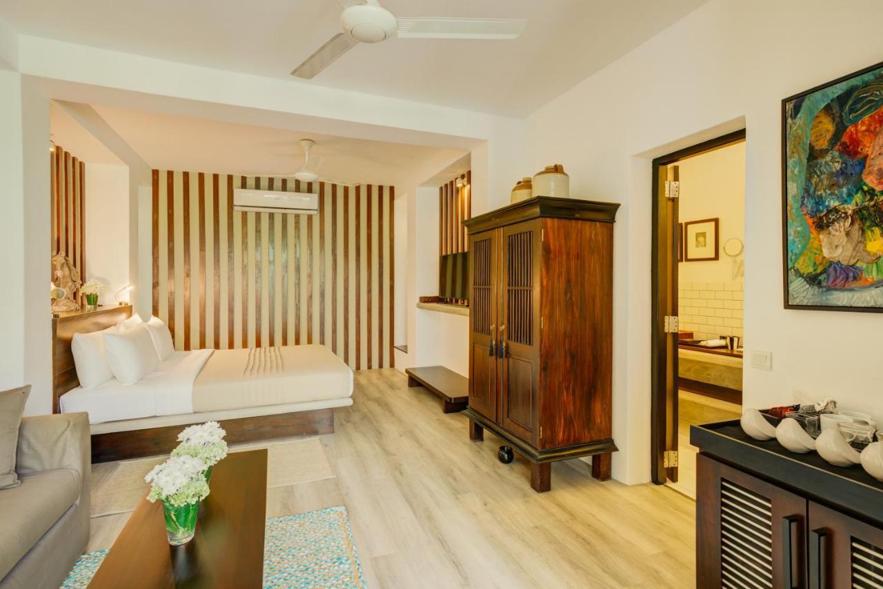 Deluxe King Room Private Courtyard & Sitting Area Early Check & Late Check-out on availability