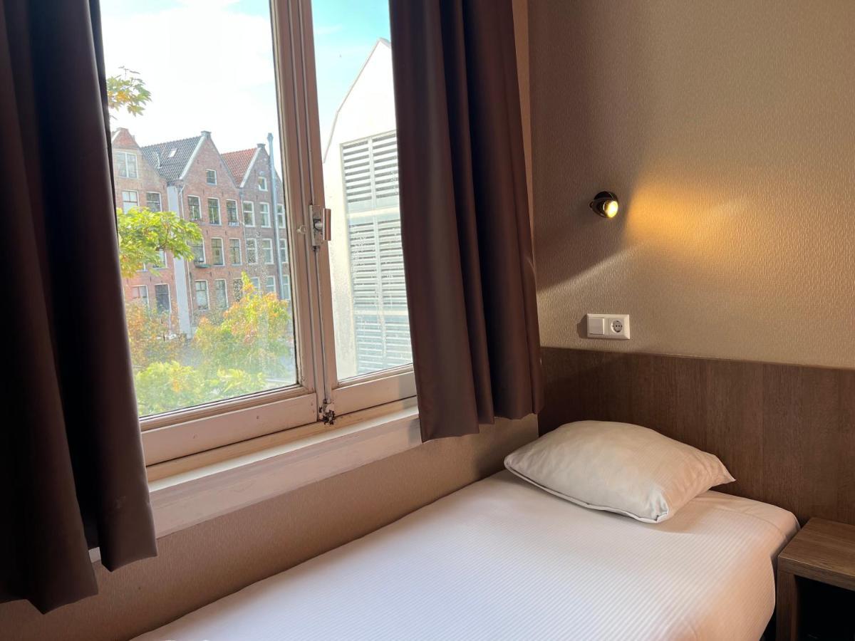Small Single Room