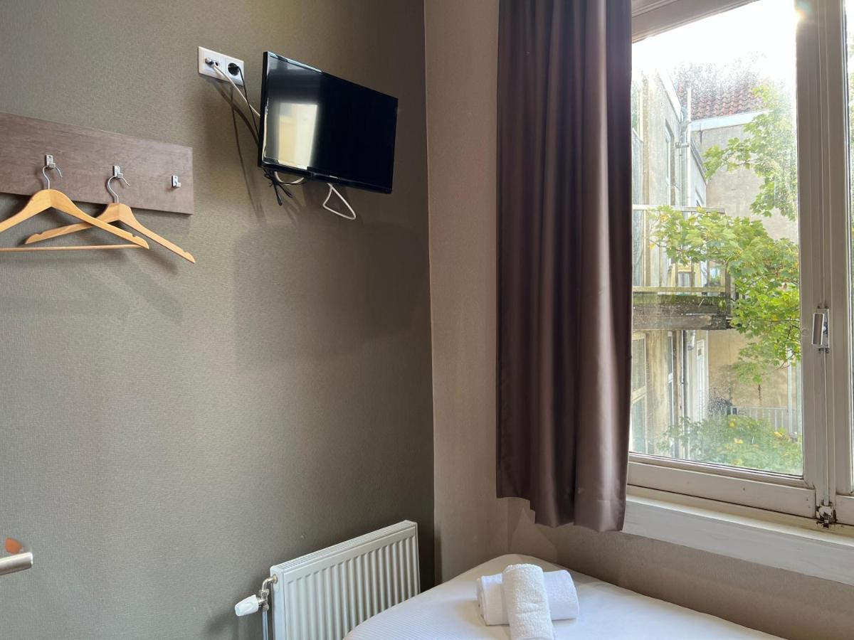 Small Single Room