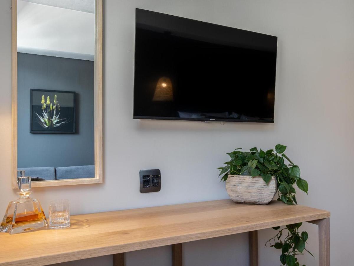Luxury Suite City View
