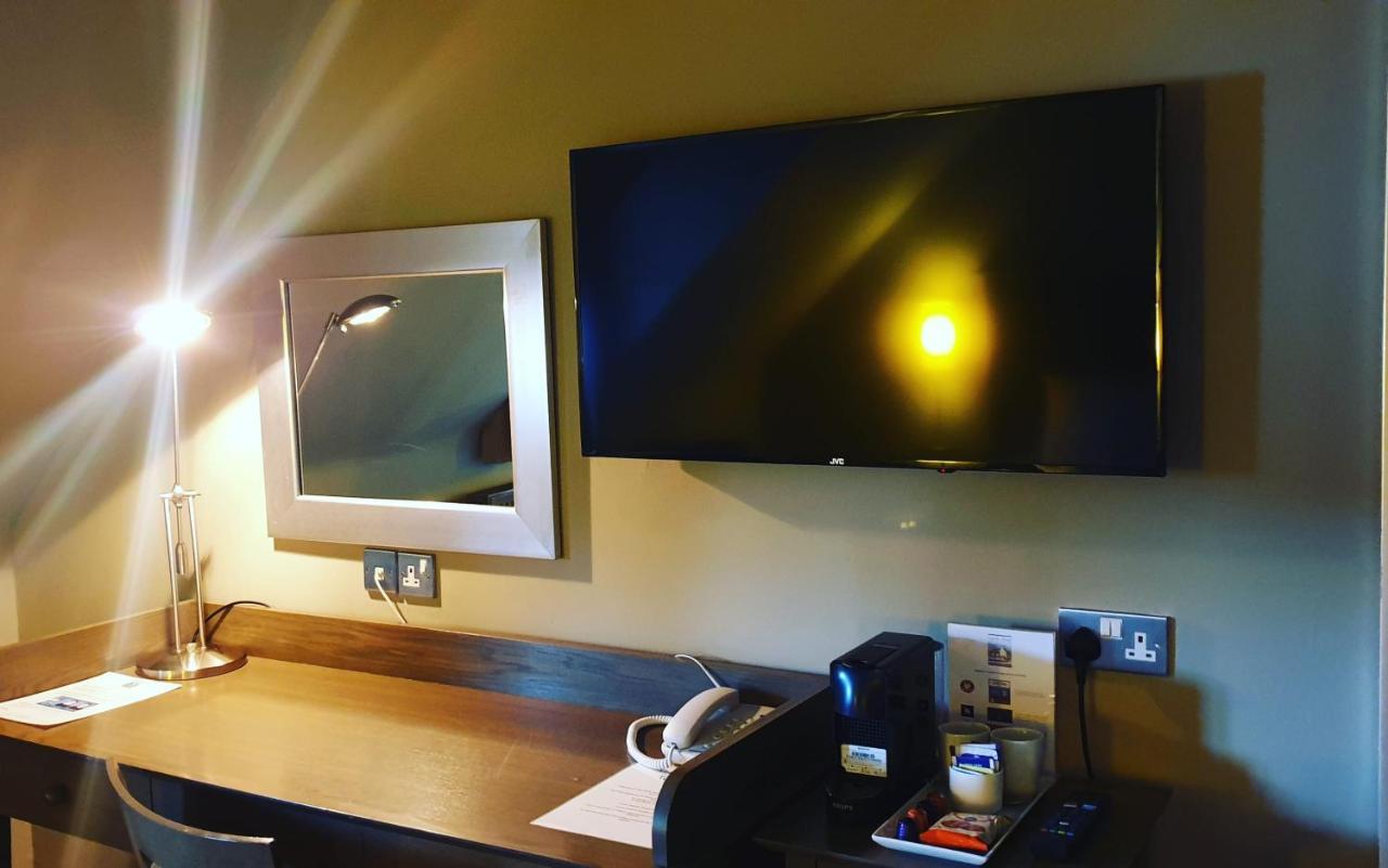 Twin Guest Room