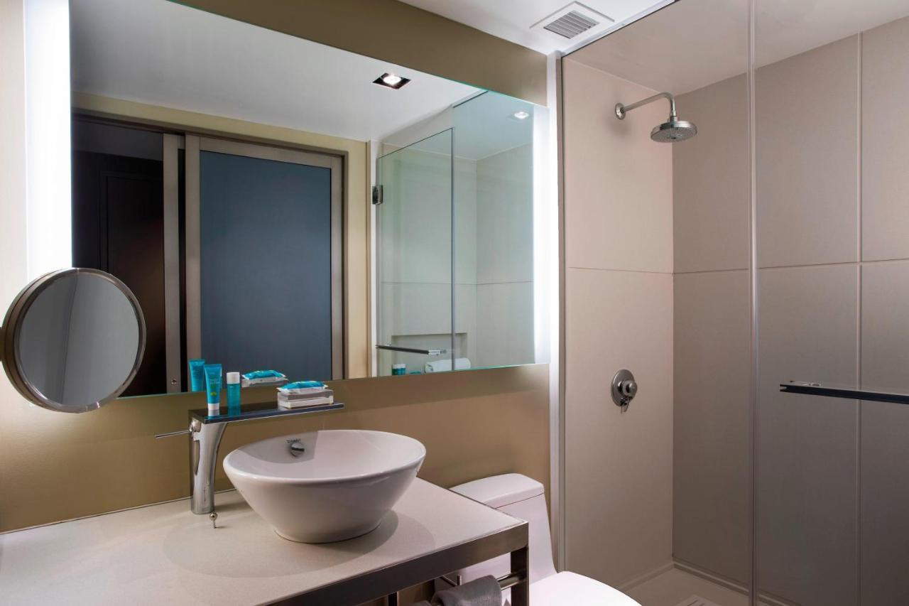 Chambre Spectacular avec 2 Lits Doubles - Vue sur Horizon