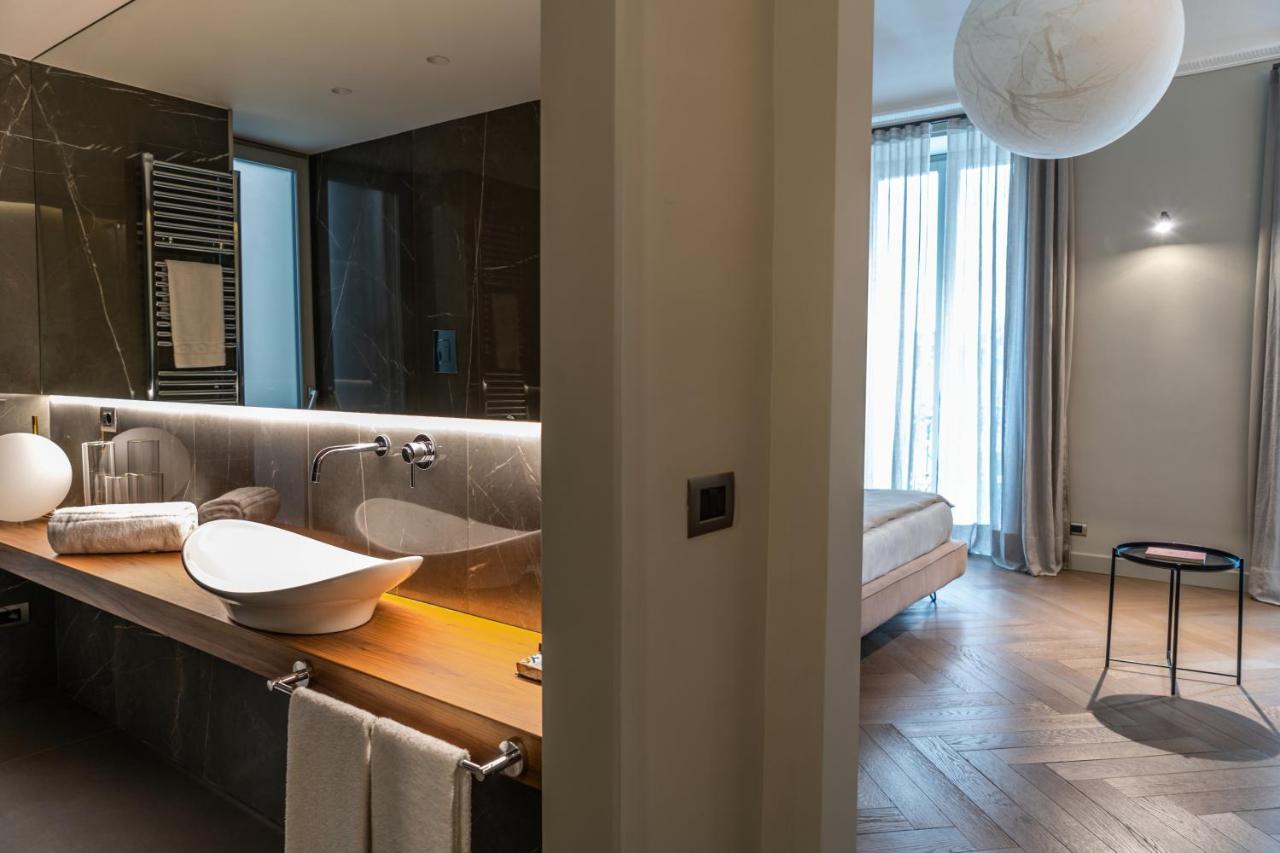 Standard Double Suite