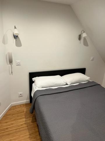 Double Room Private Bathroom