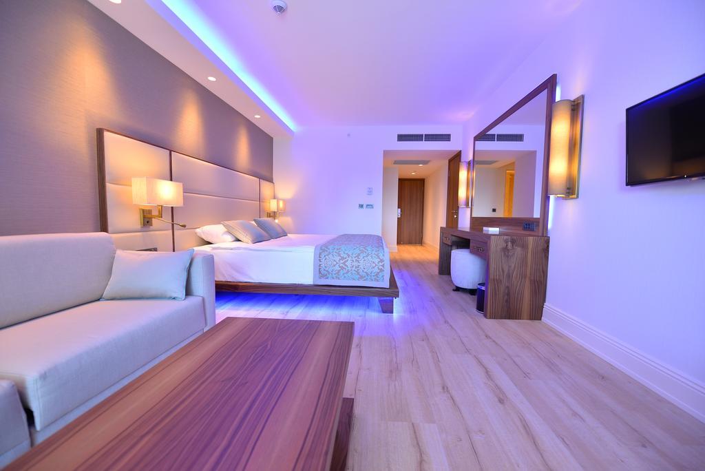 Deluxe Double Room Forest View