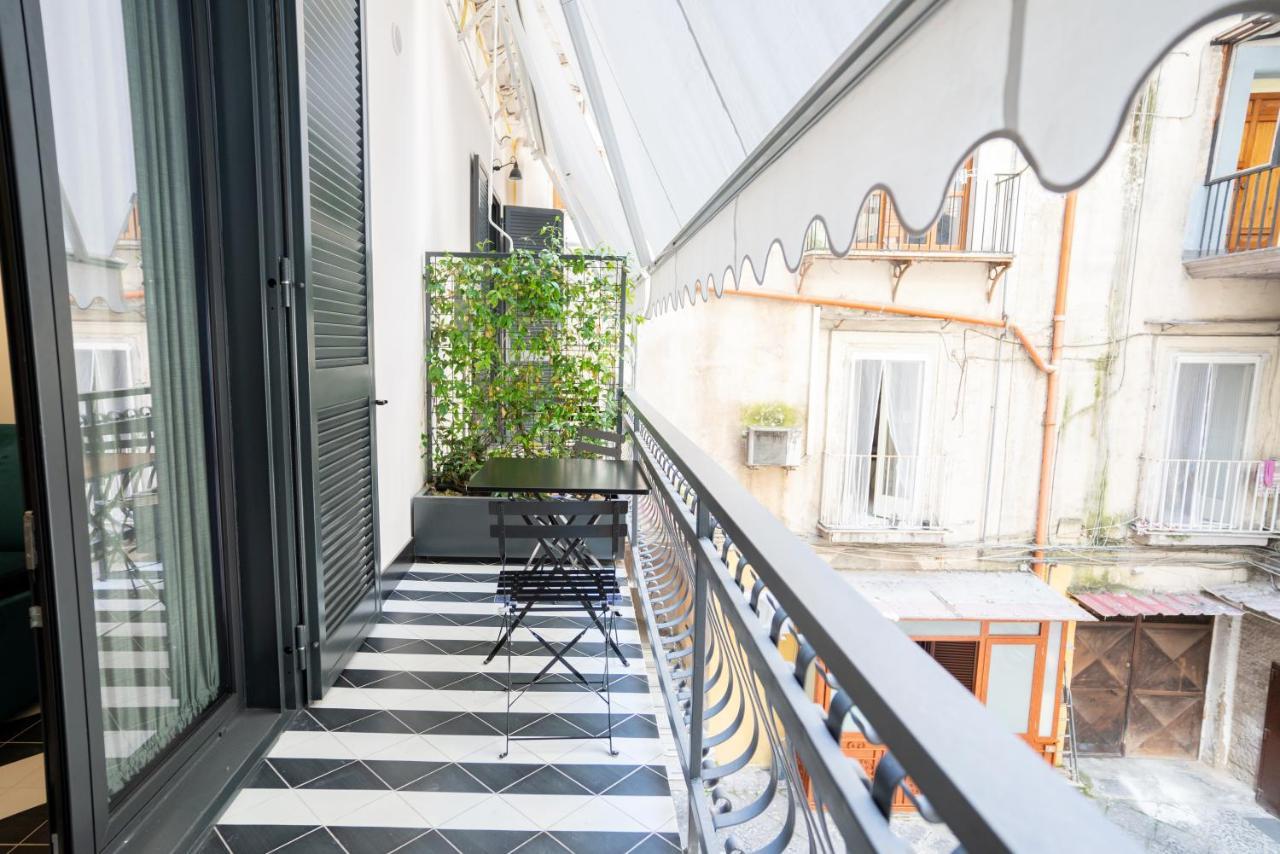 Suite Balcony,1177150849:JPEG