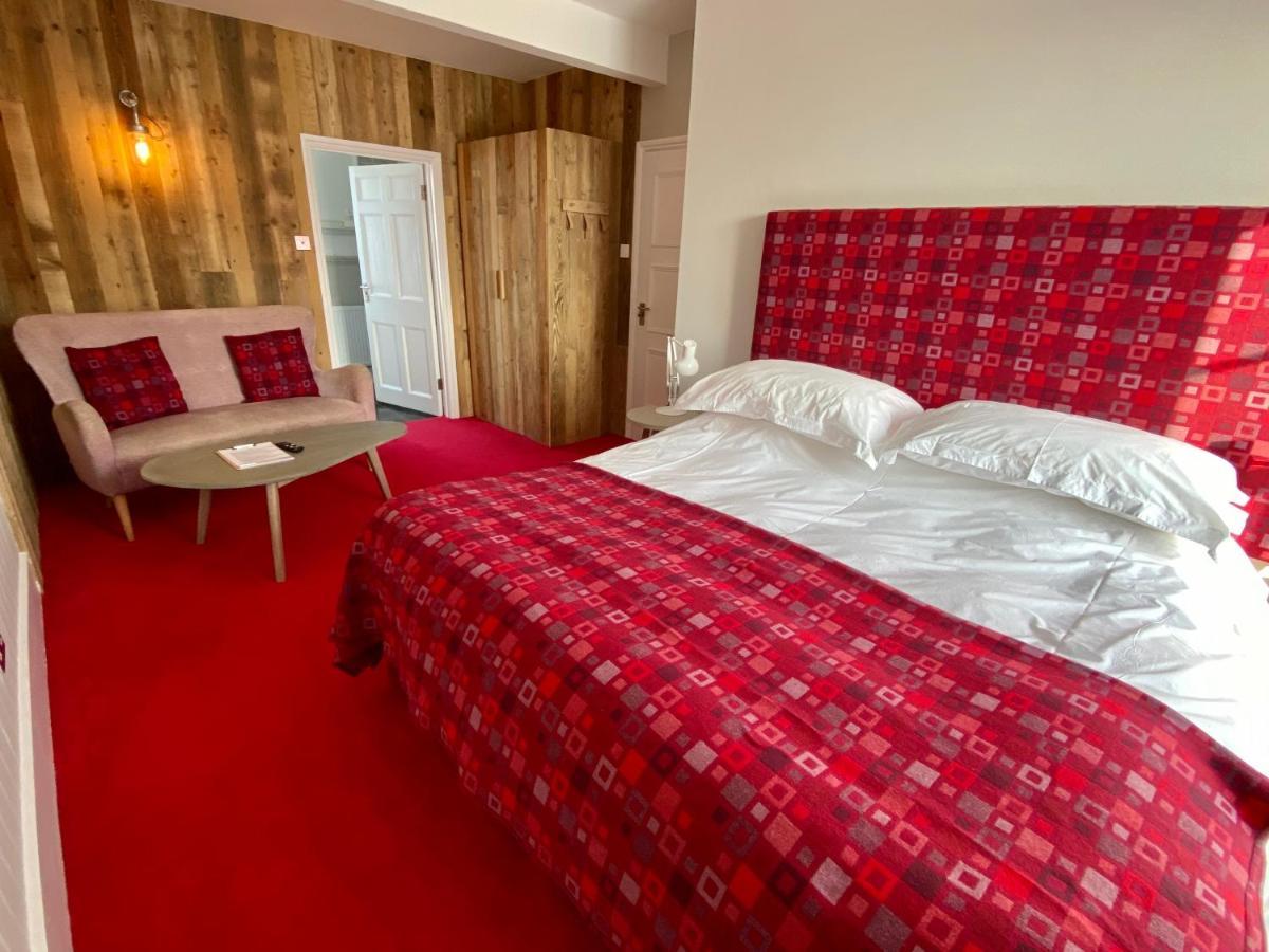 Double or Twin Room Sea View