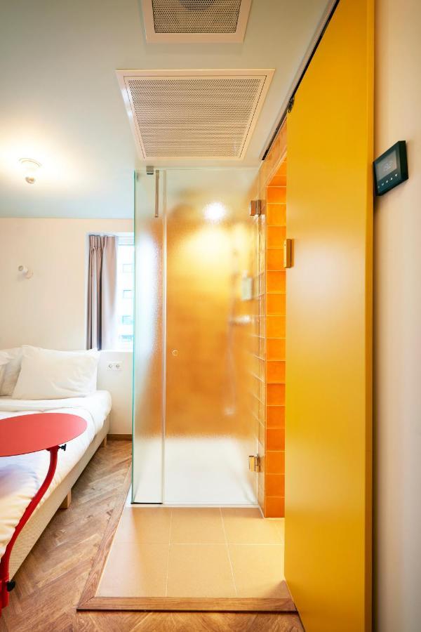 Invisible Room