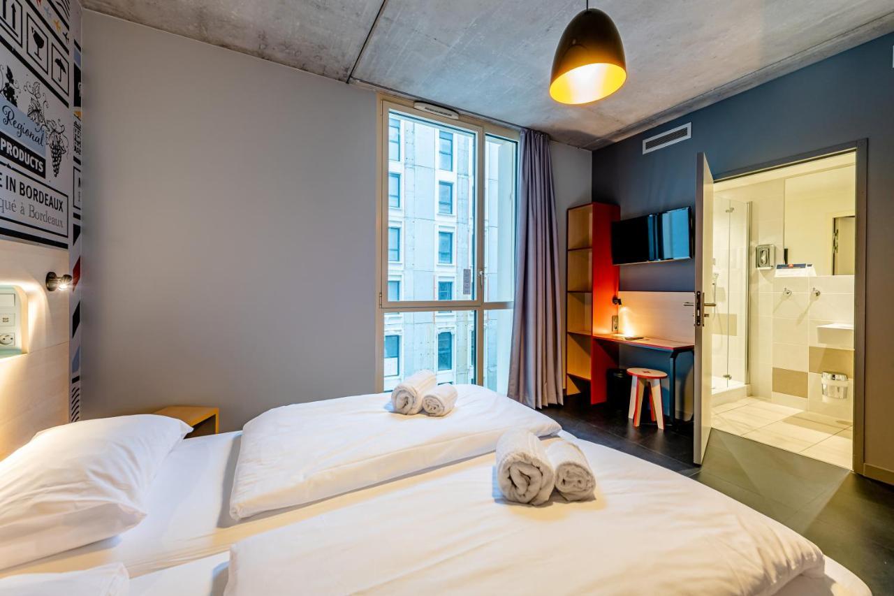 5-Bed Room