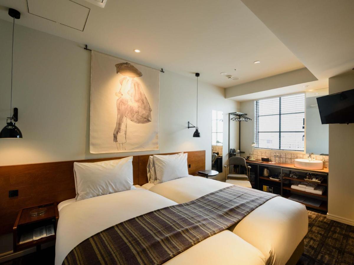 Superior Hollywood Twin Room Non-Smoking