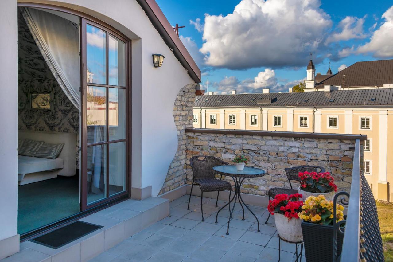 Suite Deluxe con balcón