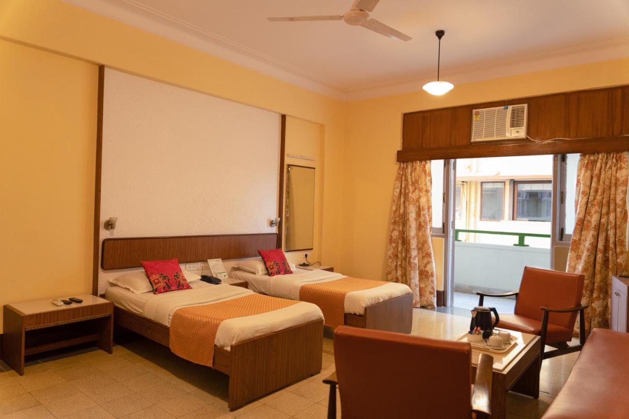 Deluxe Partial Sea View Balcony