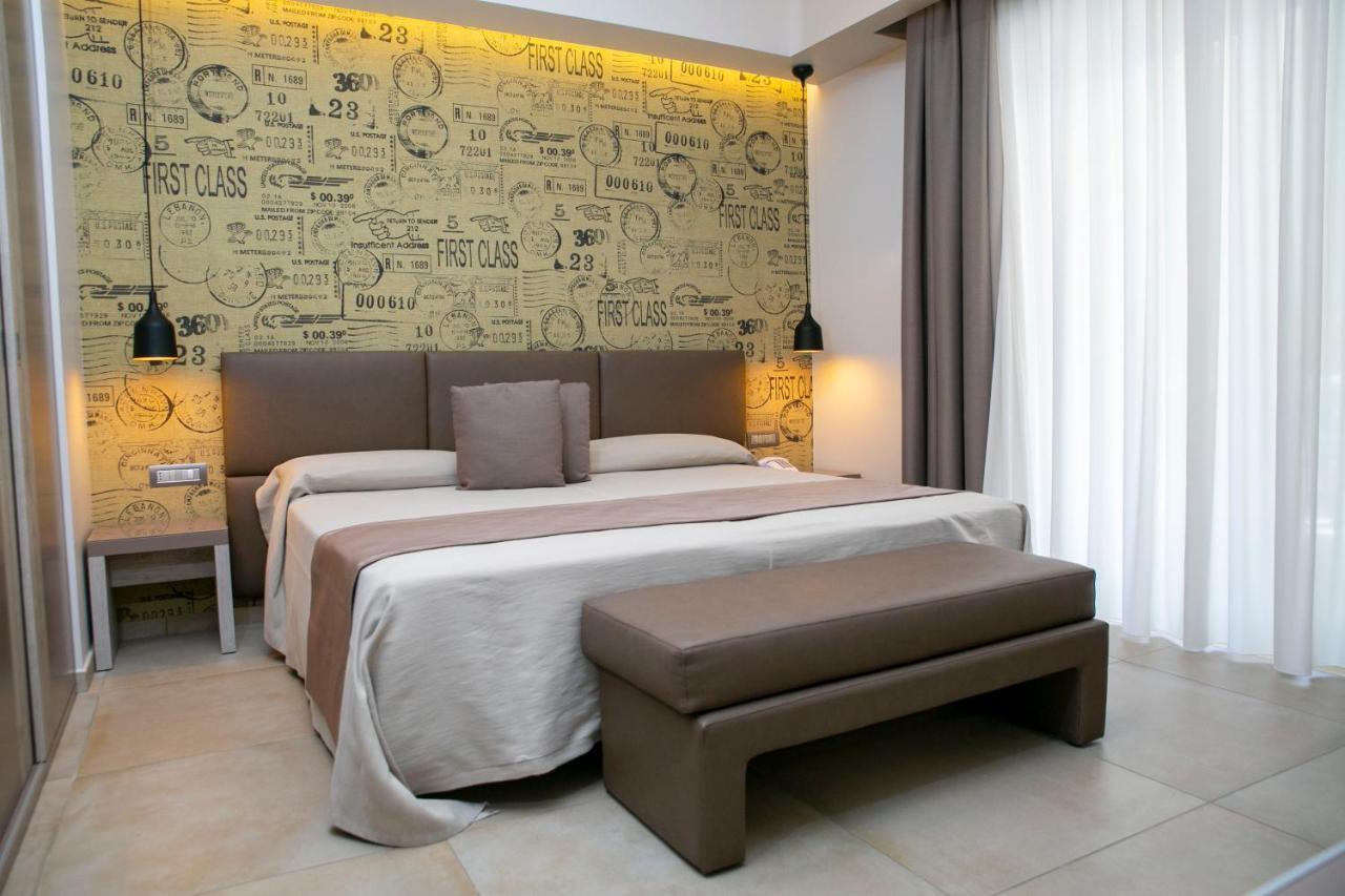 Deluxe Double or Twin Room Spa Bath
