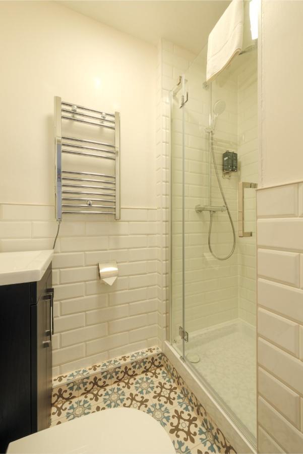 Standard Double Room with Shower