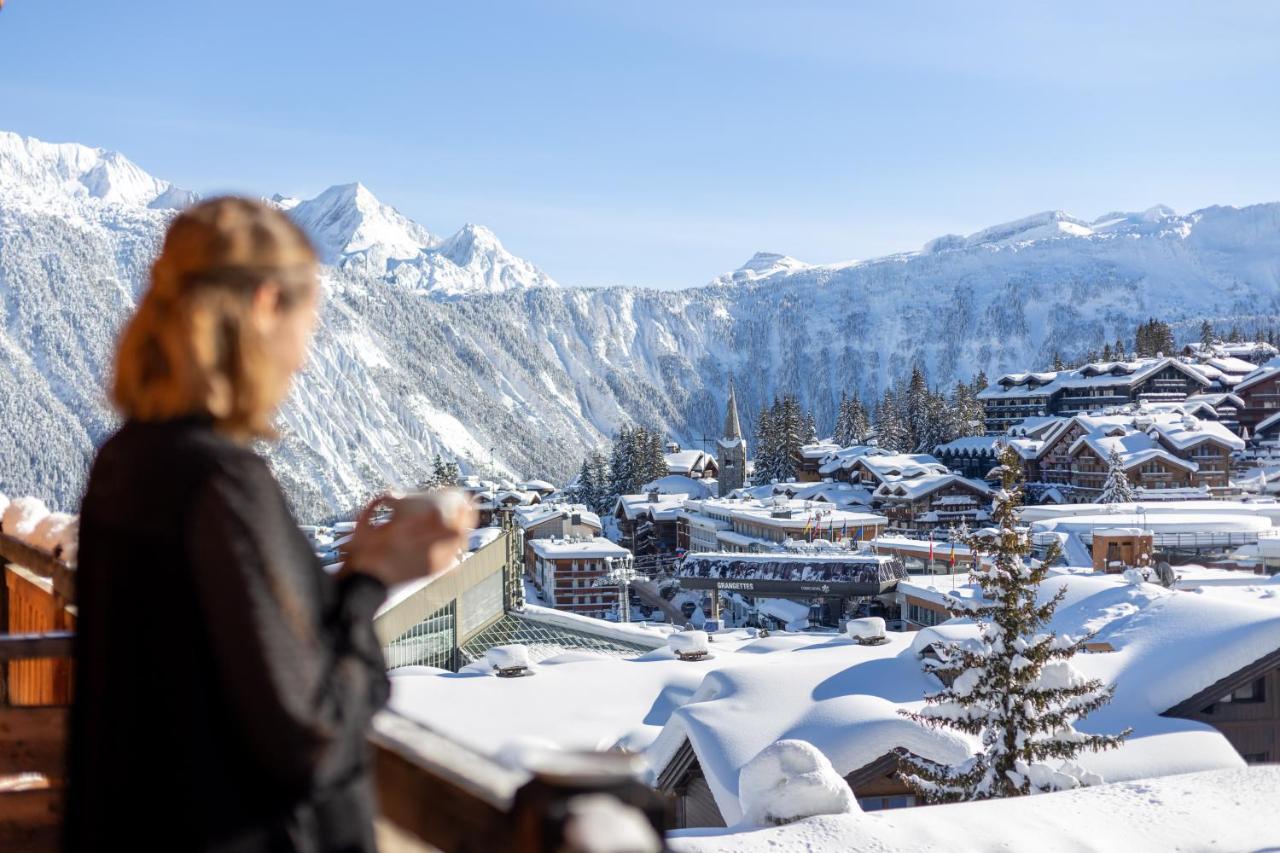Comfort Room Balcony Slopes or Valley View