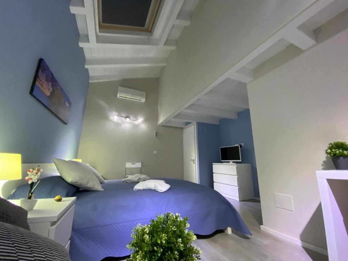 Triple Room Bathroom
