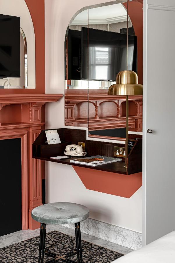 Quarto Superior com Cama de Casal ou 2 de Solteiro